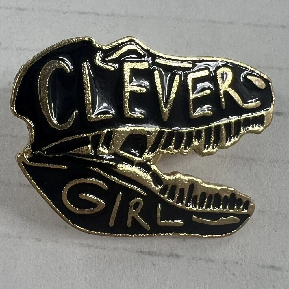 Enamel pin 